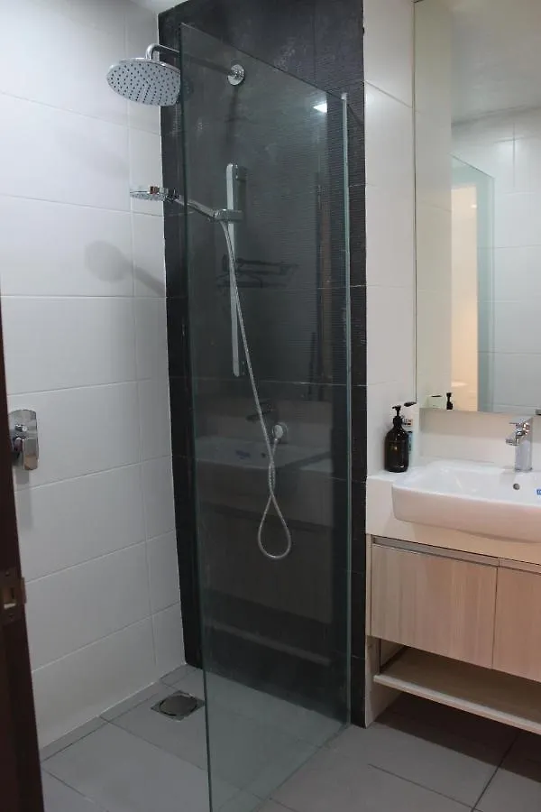 Sausana Suites D'Homestay04 Johor Bahru 0*,