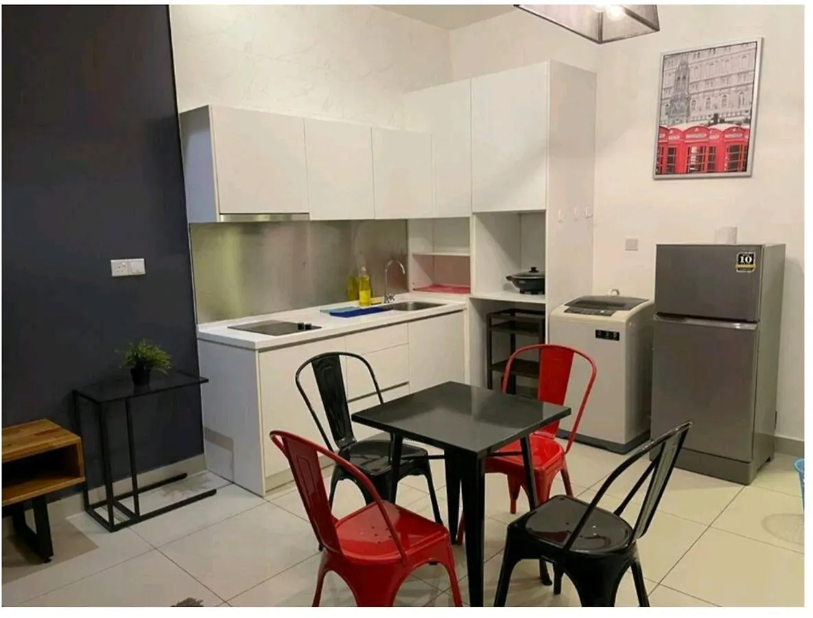 Sausana Suites D'Homestay04 Johor Bahru 0*,